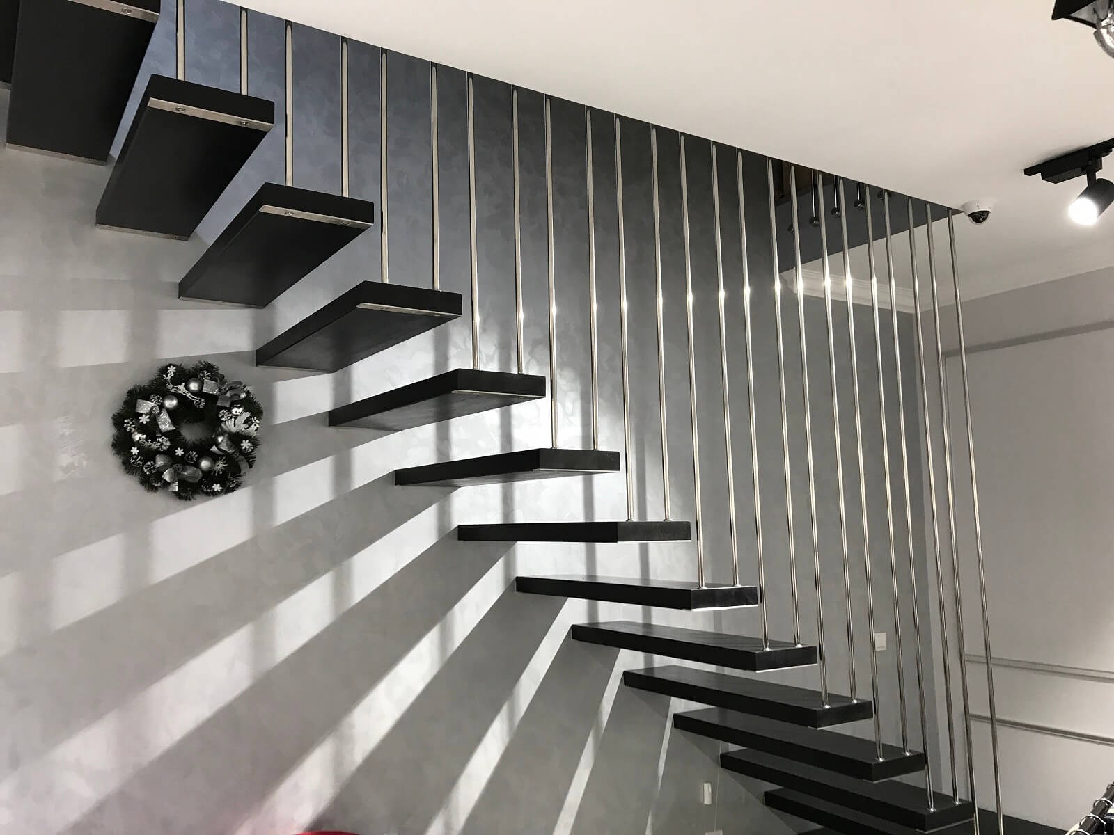 Сходи в будинок